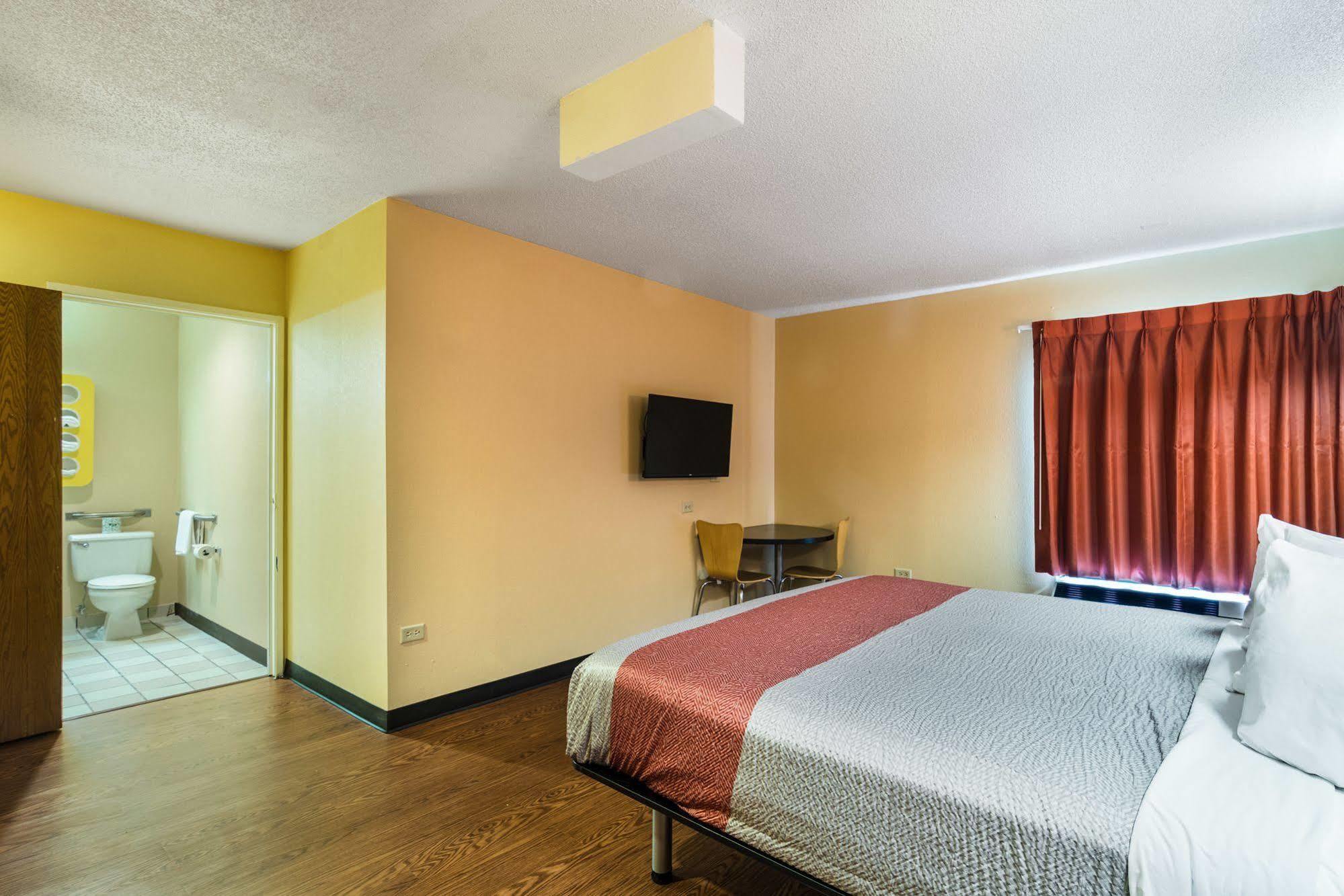 Motel 6-Libertyville, Il Dış mekan fotoğraf