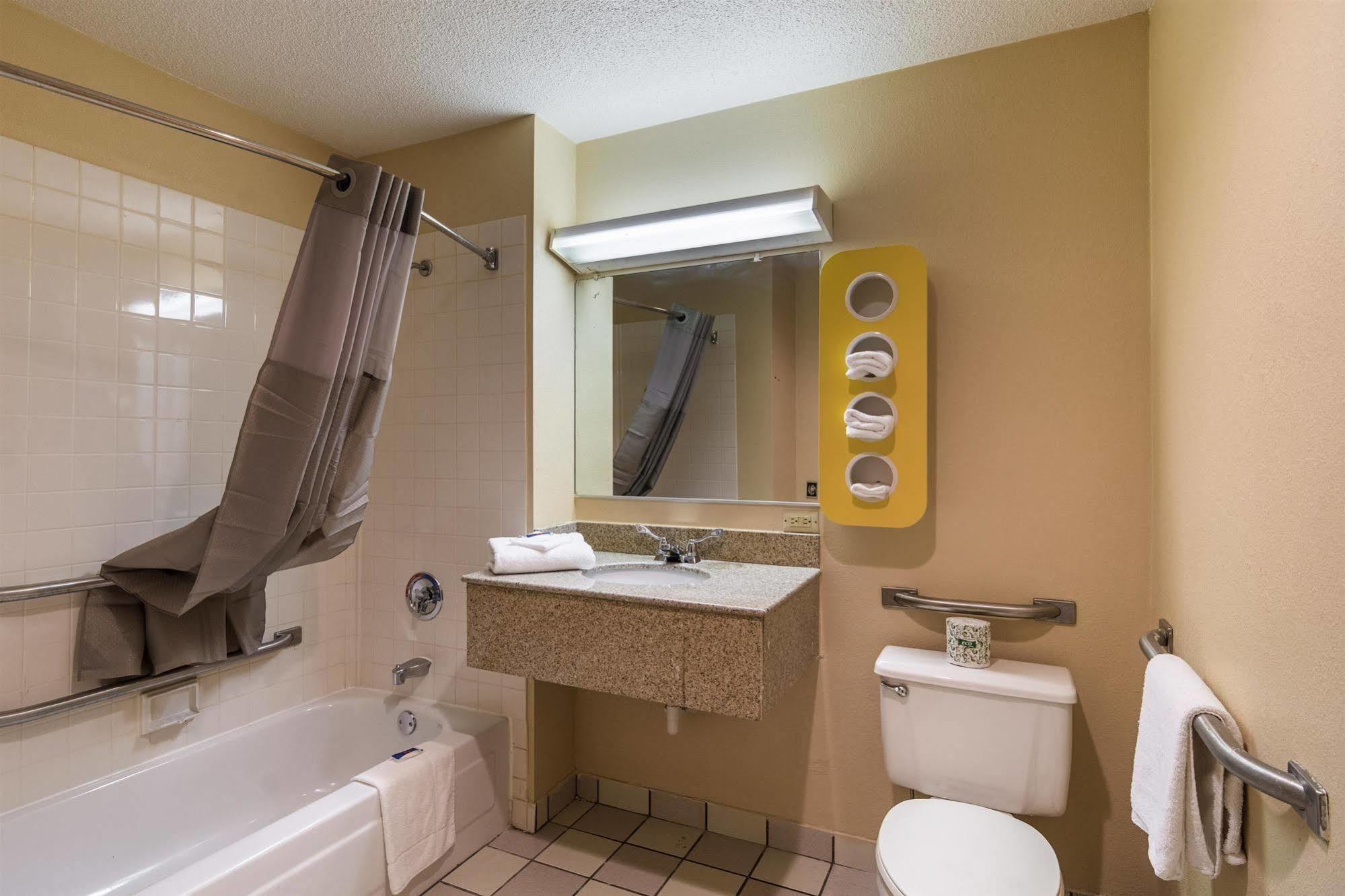 Motel 6-Libertyville, Il Dış mekan fotoğraf