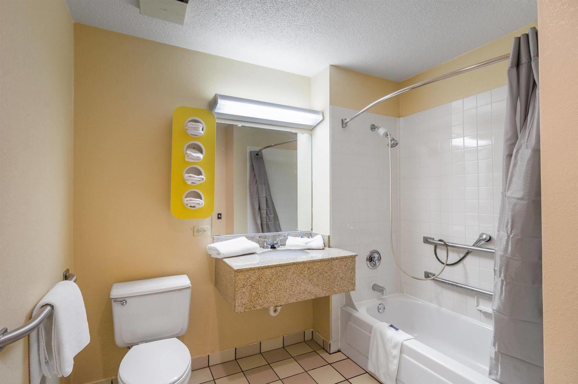 Motel 6-Libertyville, Il Dış mekan fotoğraf