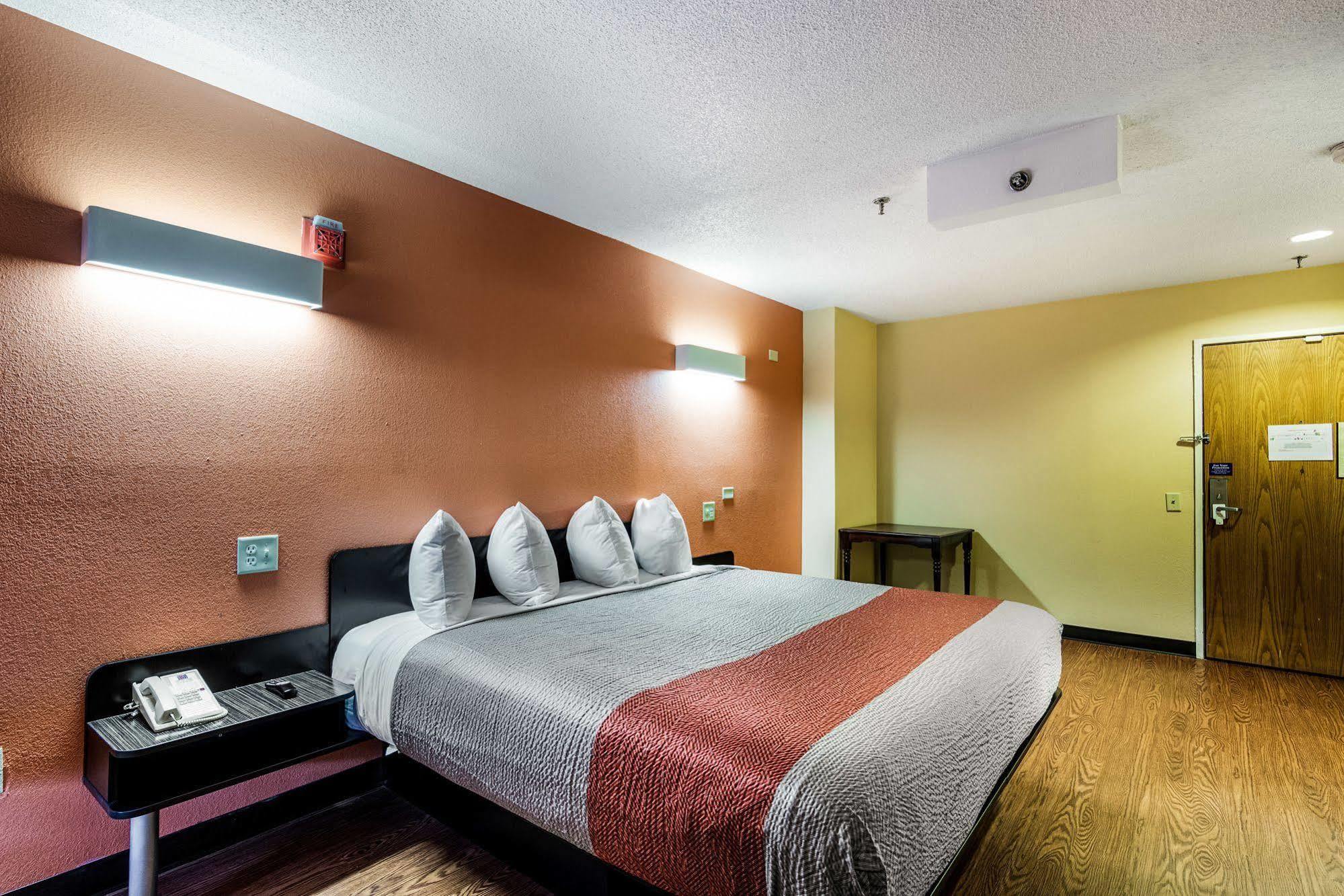 Motel 6-Libertyville, Il Dış mekan fotoğraf